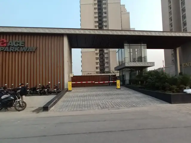 3 BHK Apartment for Sale in Sector 150, Noida